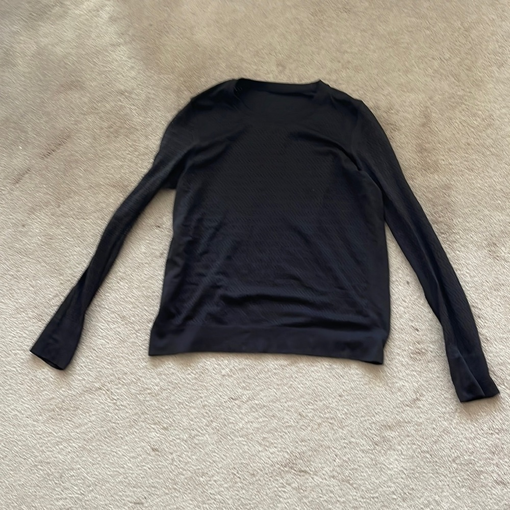 Lululemon long sleeve top